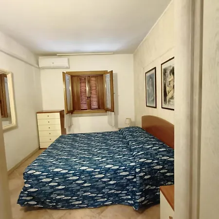 公寓 Casa Vacanza Da Gigi E Antonella 罗通多港